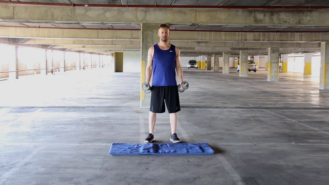 כפיפות מרפקים "פטישים" – Dumbbell Hammer Curls